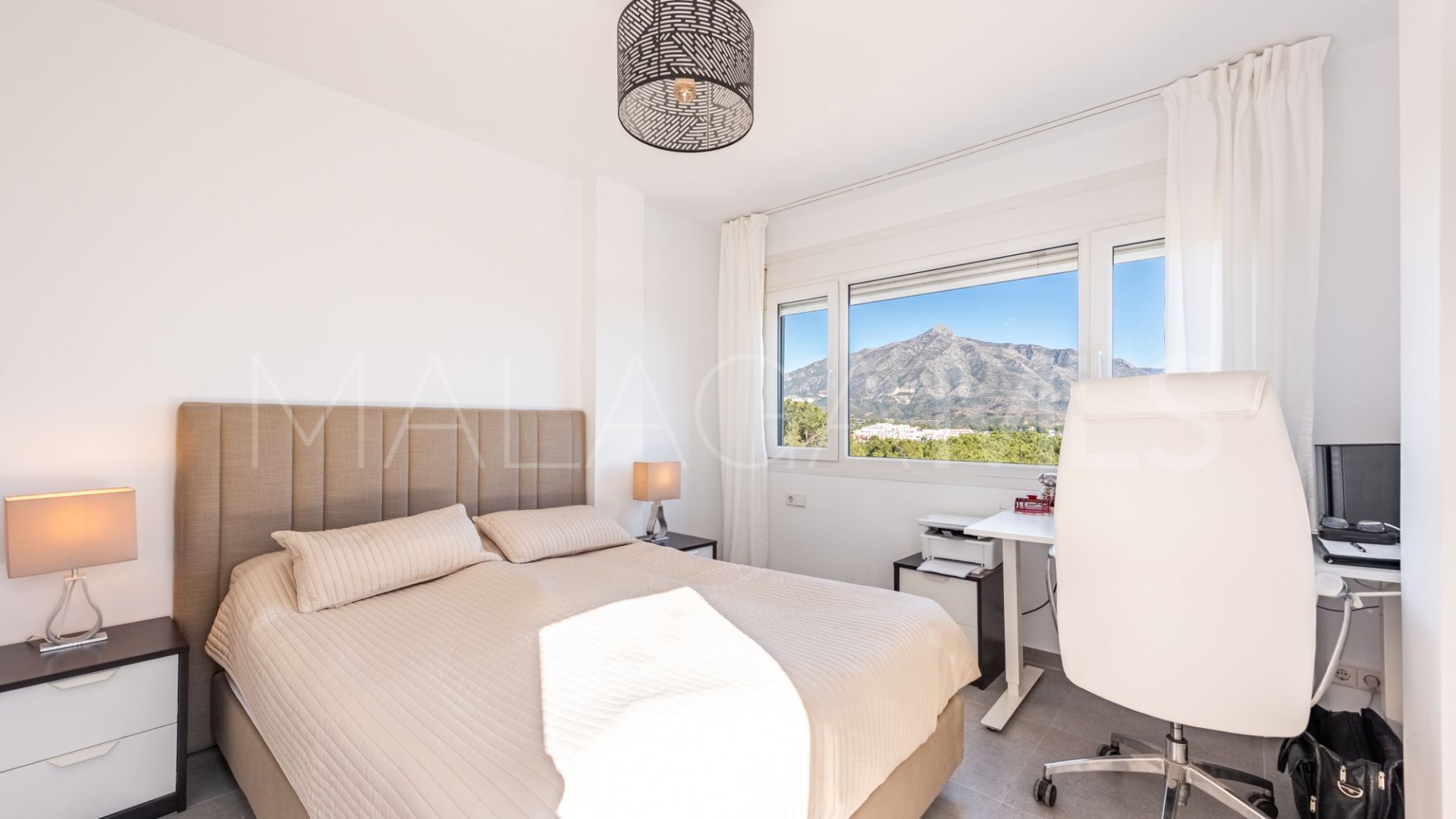 Ground floor duplex for sale in Nueva Andalucia