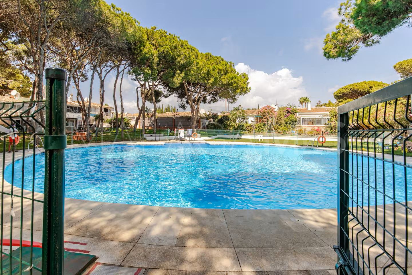 Apartamento for sale in Calahonda