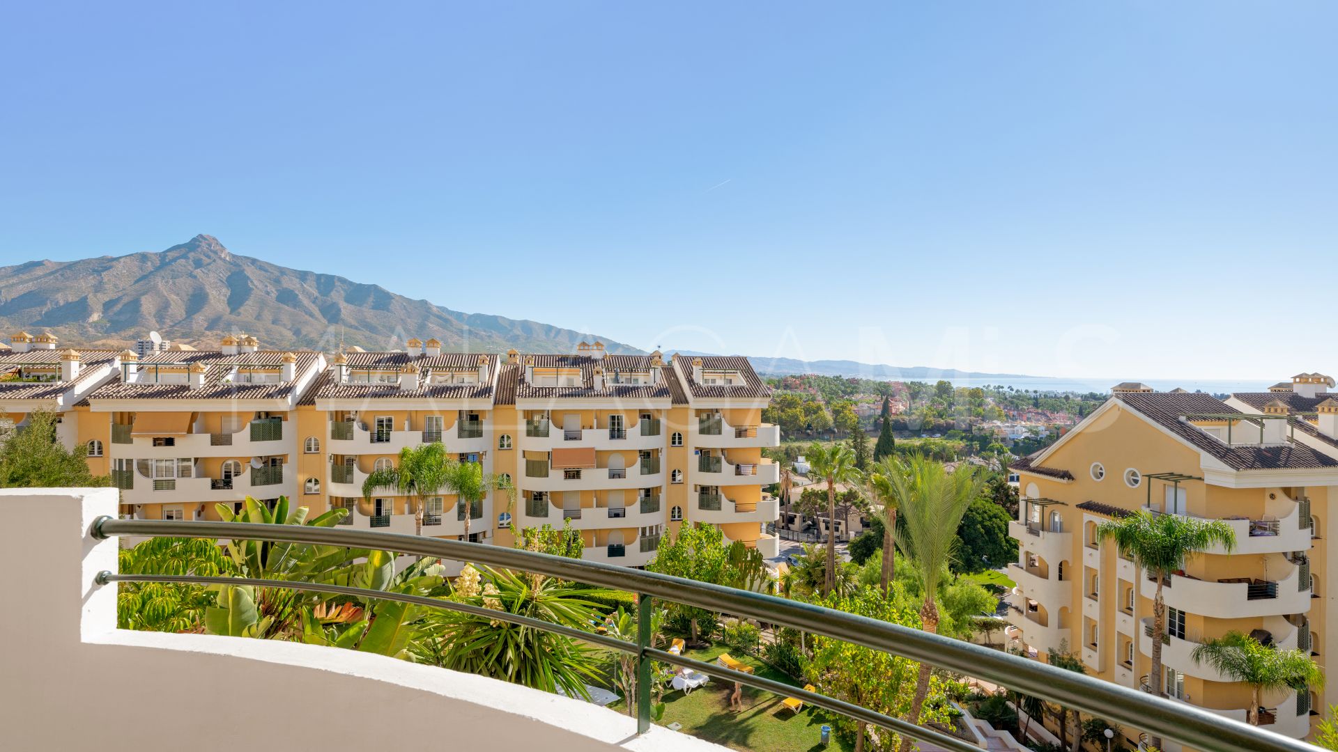Duplex for sale in Señorio de Aloha