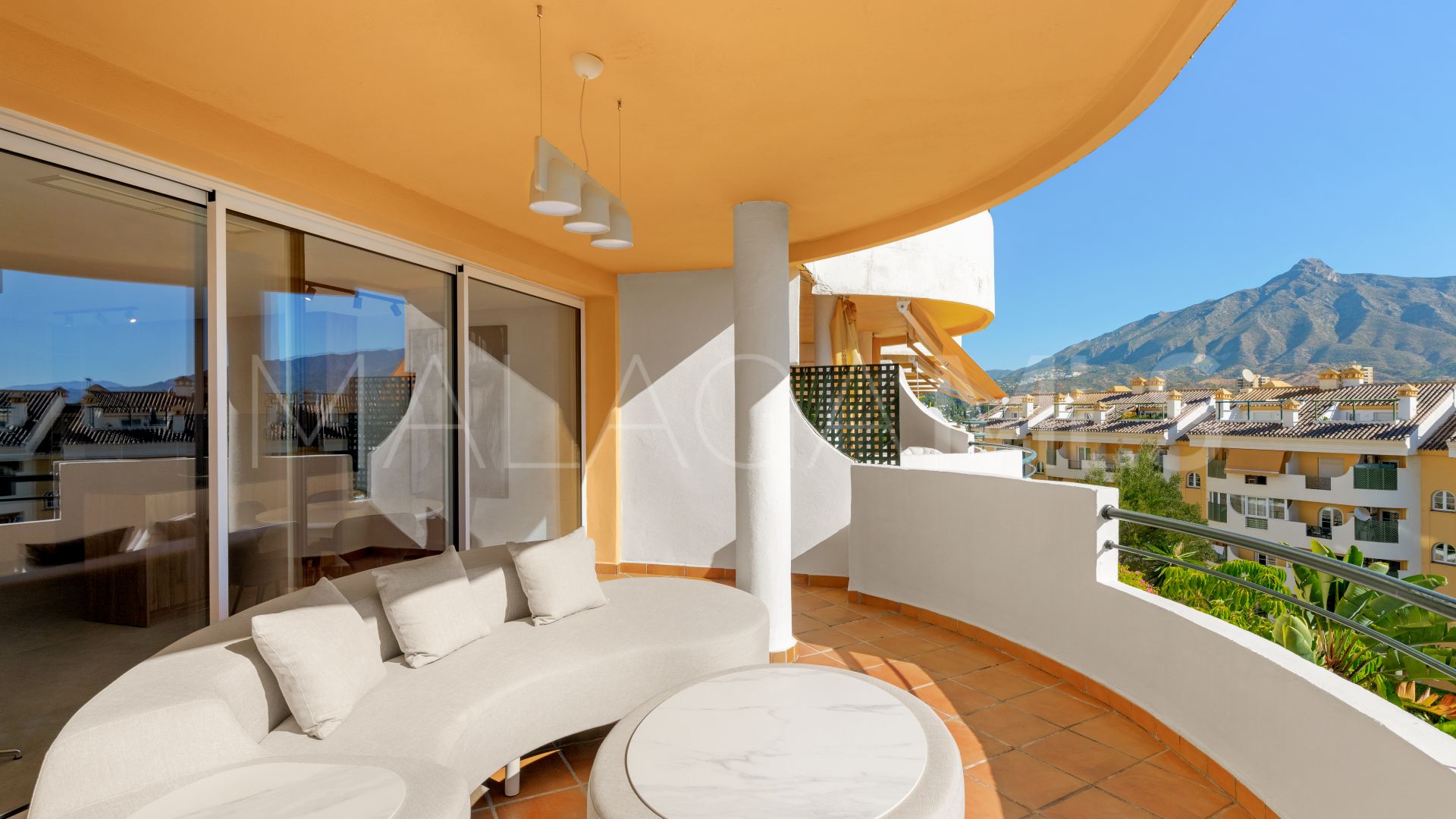 Duplex for sale in Señorio de Aloha