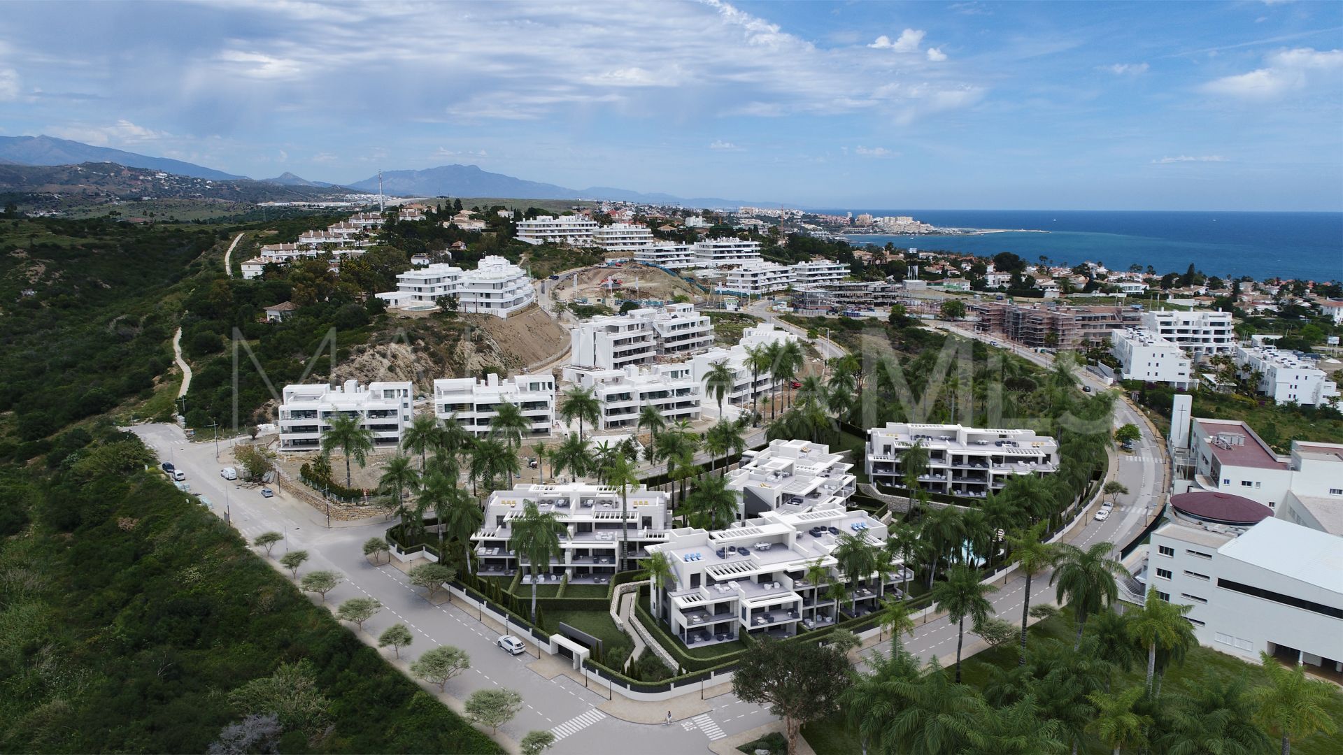For sale Estepona 2 bedrooms ground floor apartment