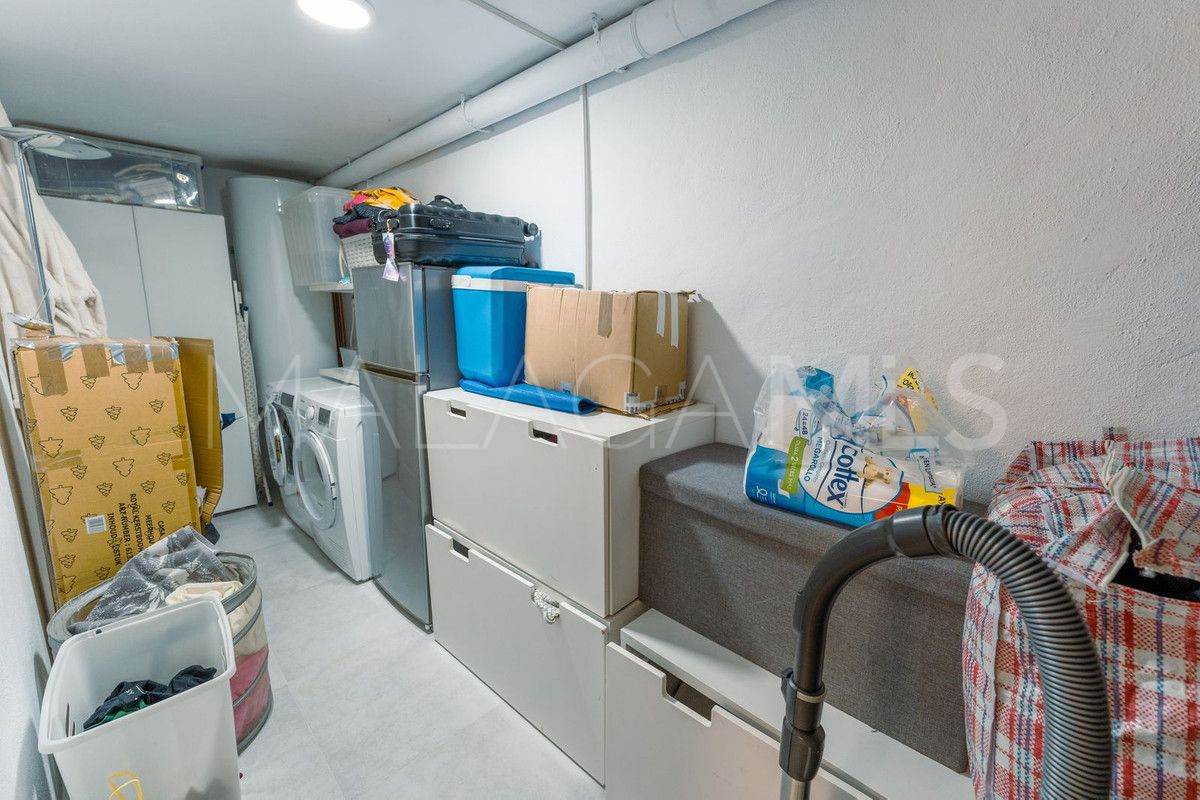 Town house for sale in New Golden Mile