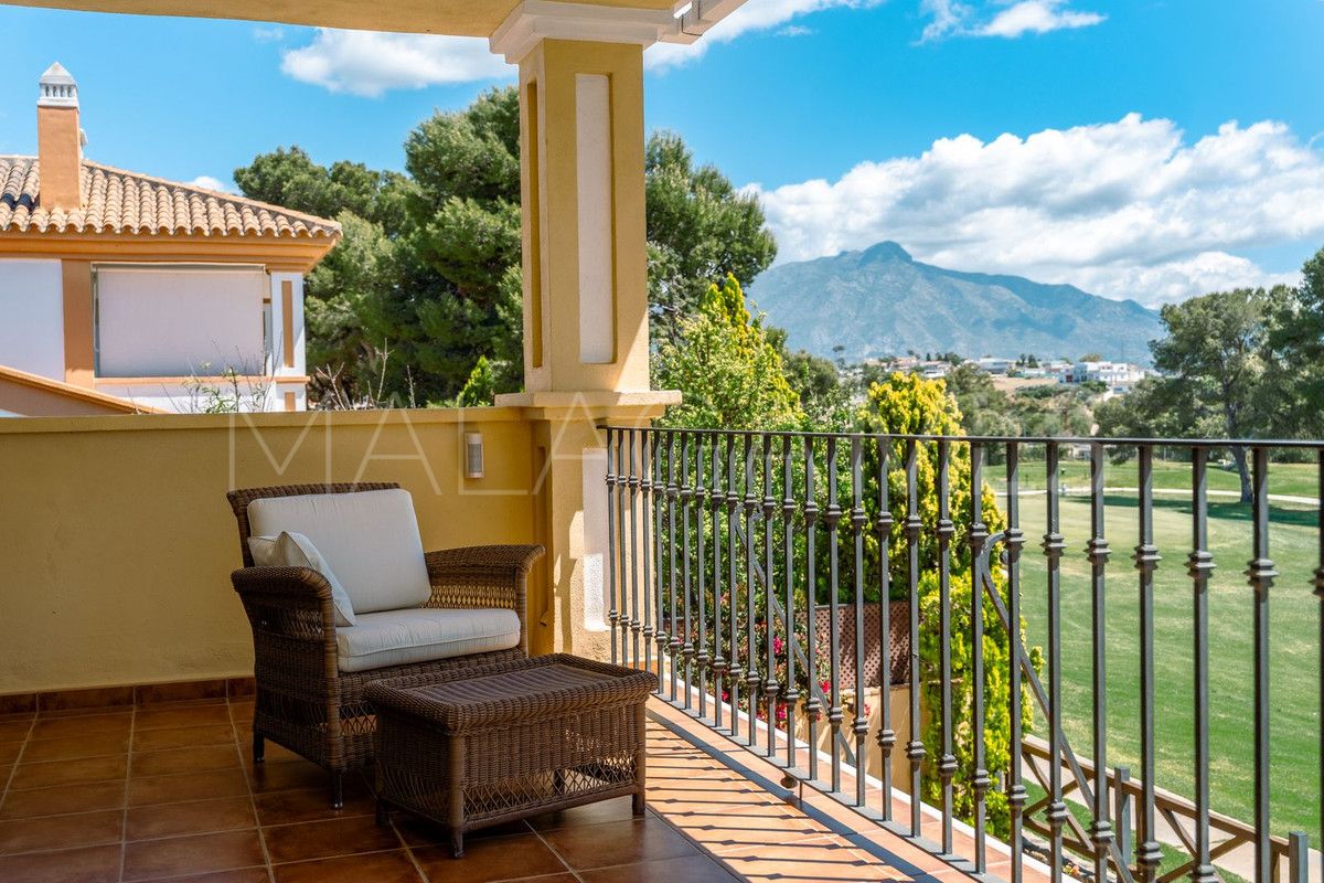 Villa for sale in Guadalmina Alta
