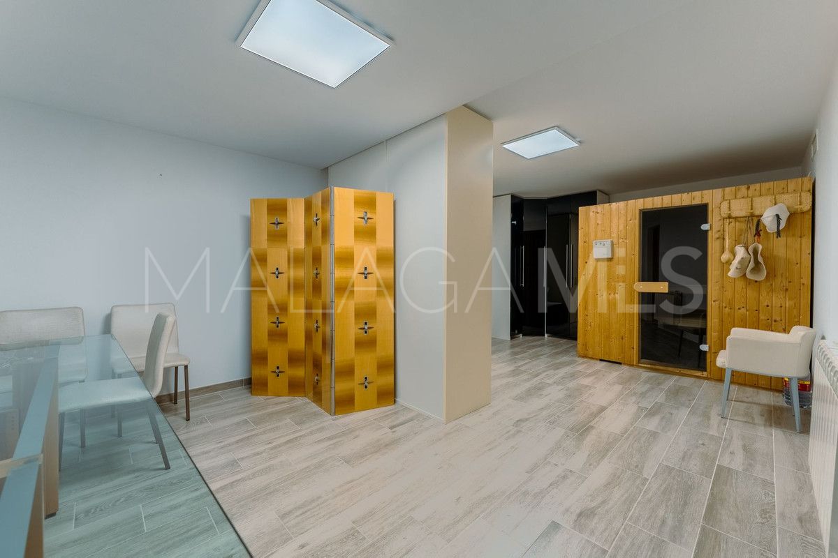 Villa for sale in Guadalmina Alta