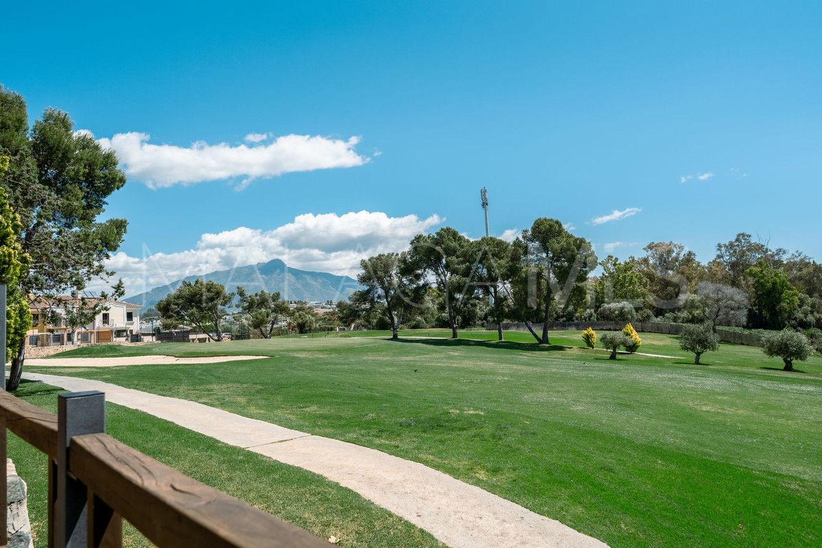 Villa for sale in Guadalmina Alta