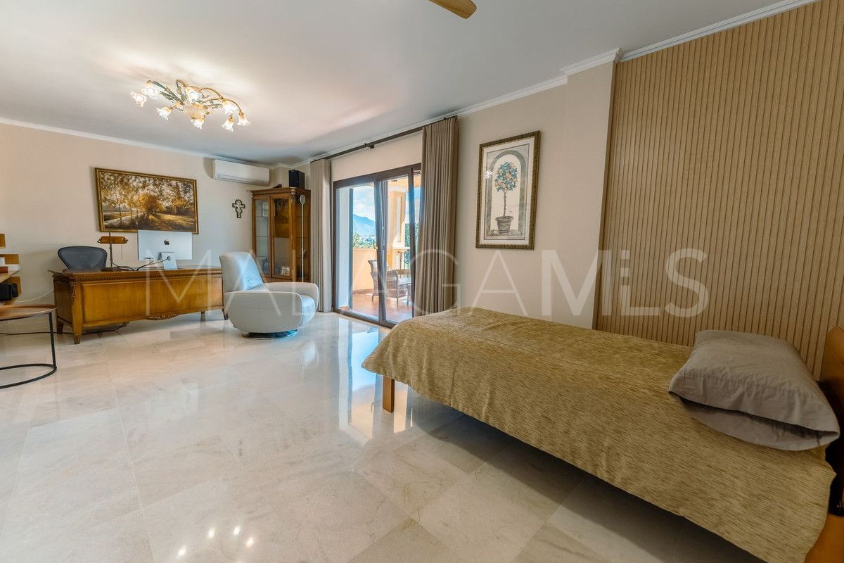 Villa for sale in Guadalmina Alta
