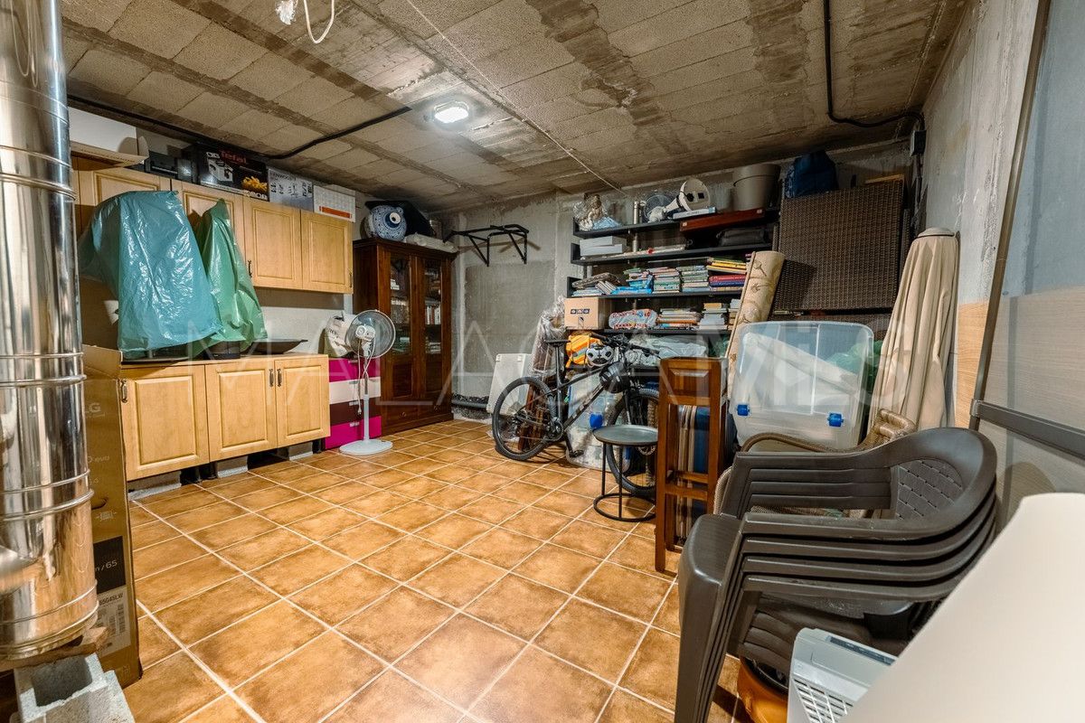 Villa for sale in Guadalmina Alta