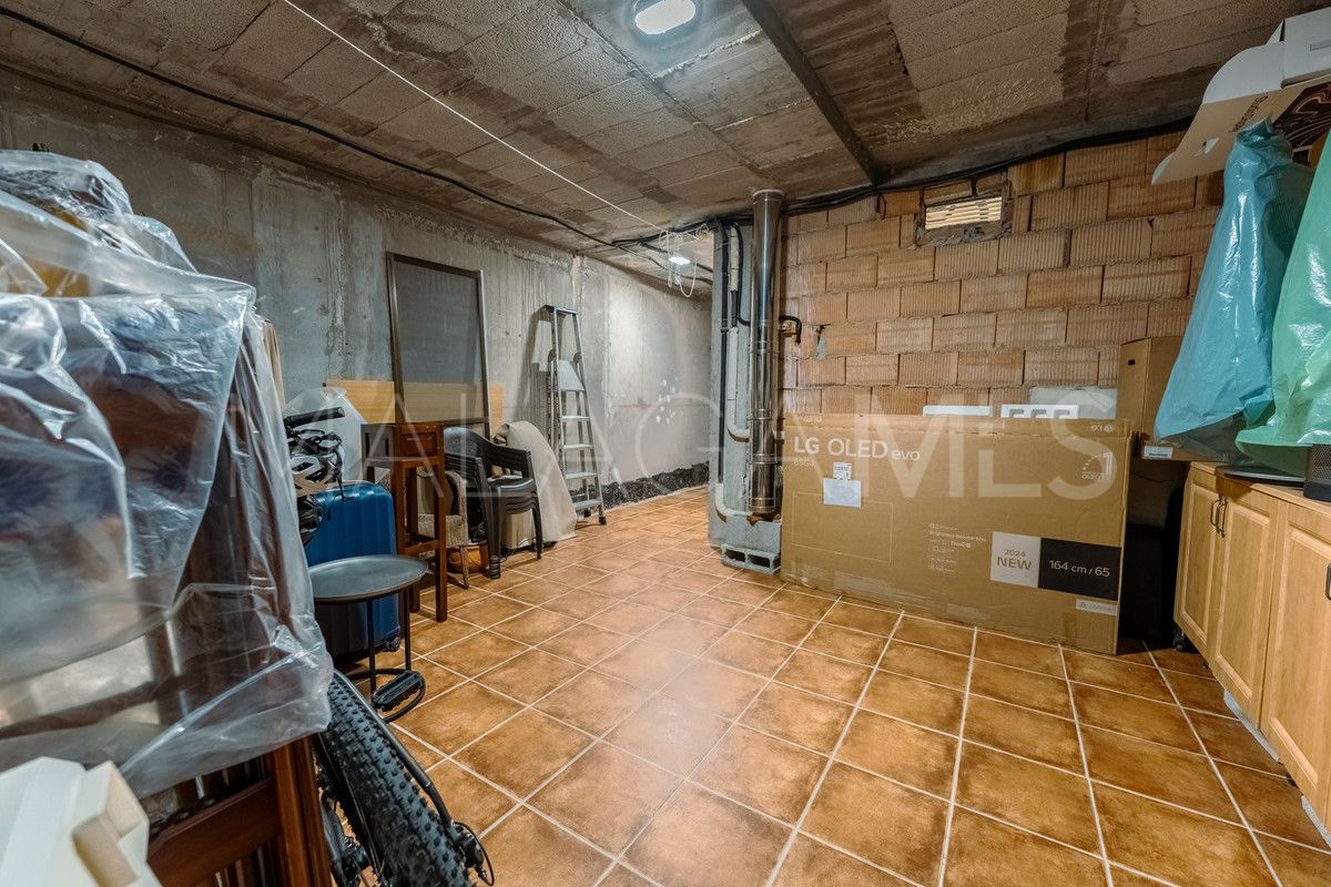 Villa for sale in Guadalmina Alta