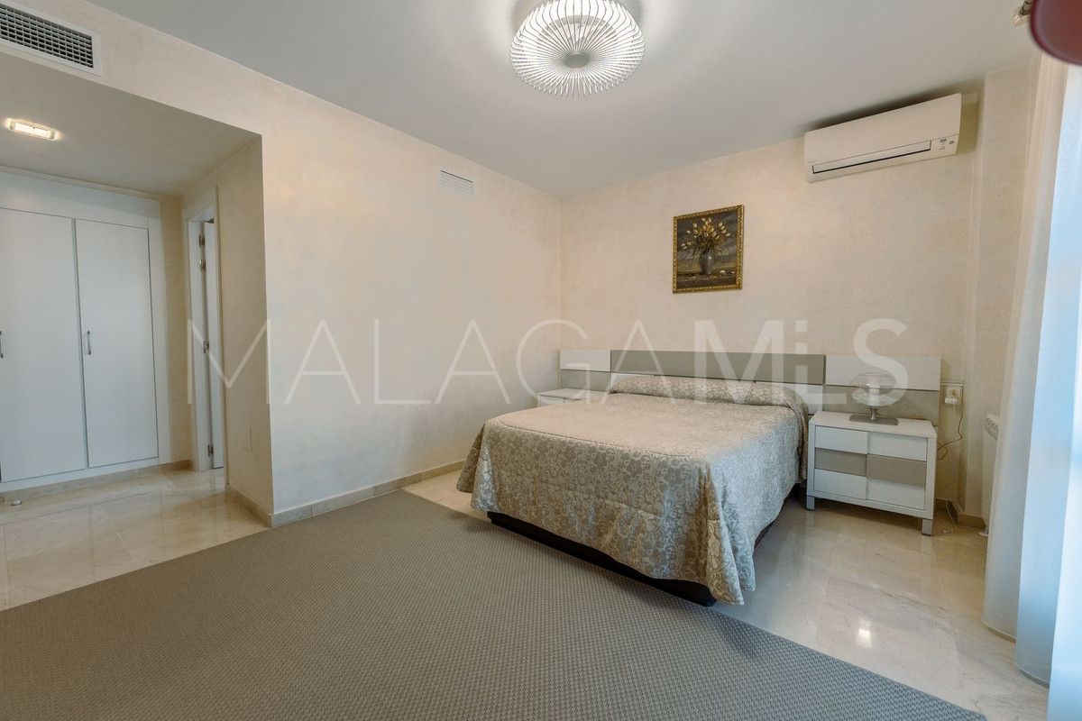 Villa for sale in Guadalmina Alta
