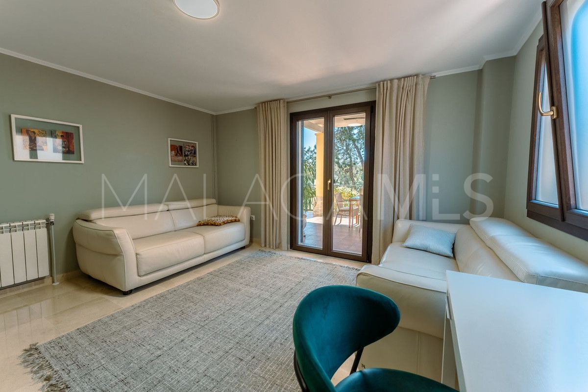 Villa for sale in Guadalmina Alta