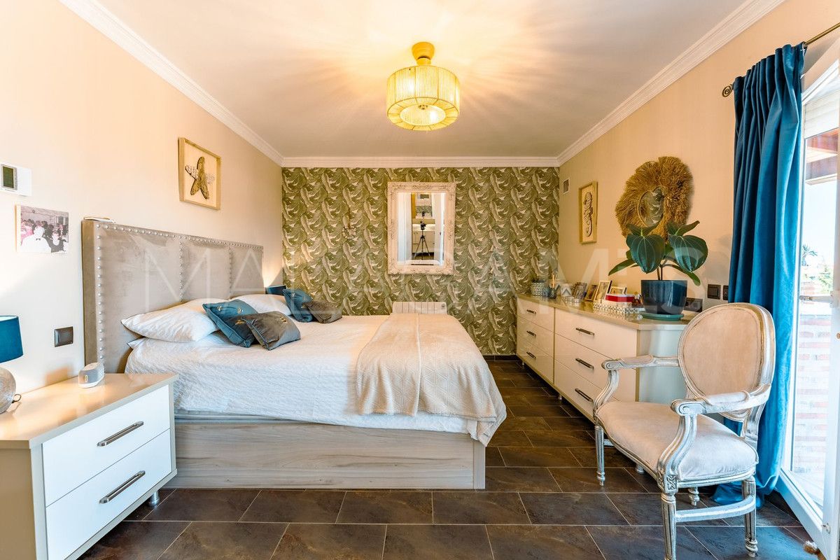 Villa for sale in El Padron