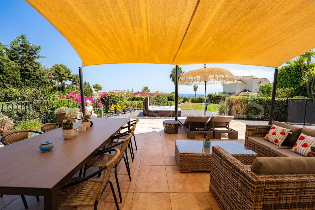 Villa for sale in El Padron
