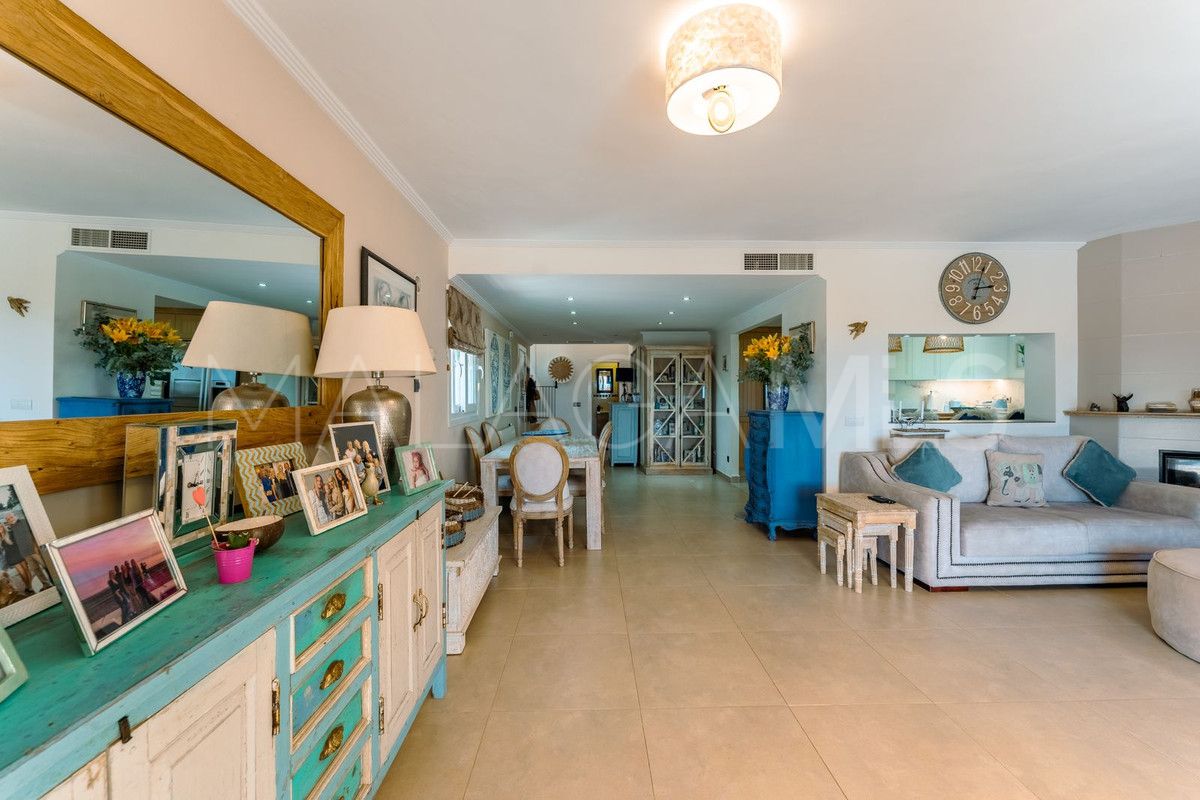 Villa for sale in El Padron