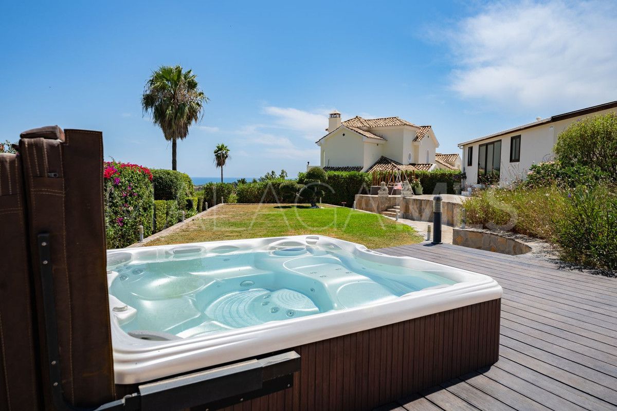 Villa for sale in El Padron