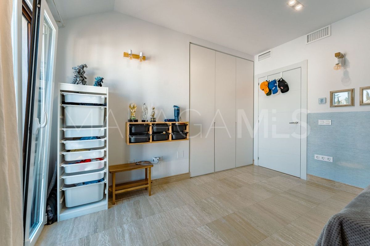 Villa with 4 bedrooms for sale in Selwo
