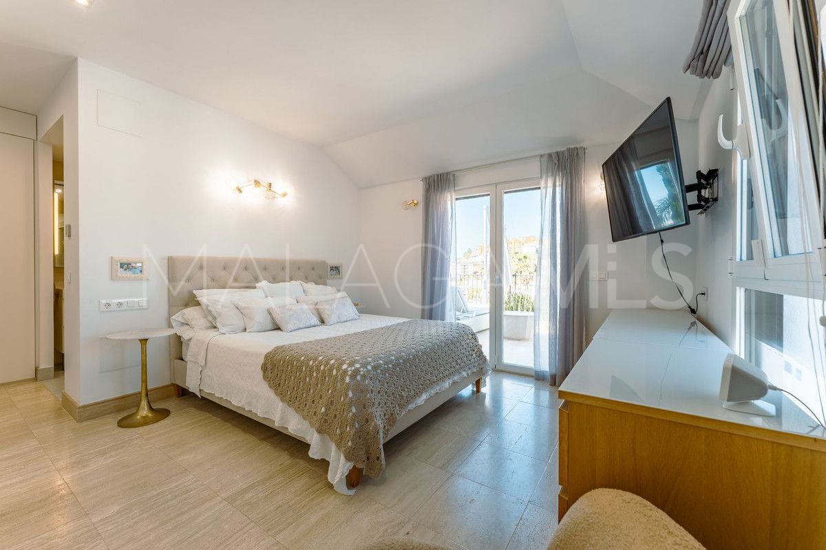 Villa with 4 bedrooms for sale in Selwo