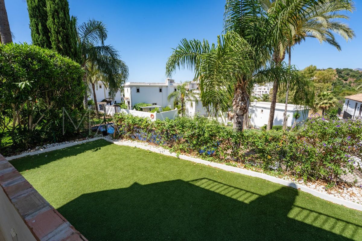 Villa with 4 bedrooms for sale in Selwo
