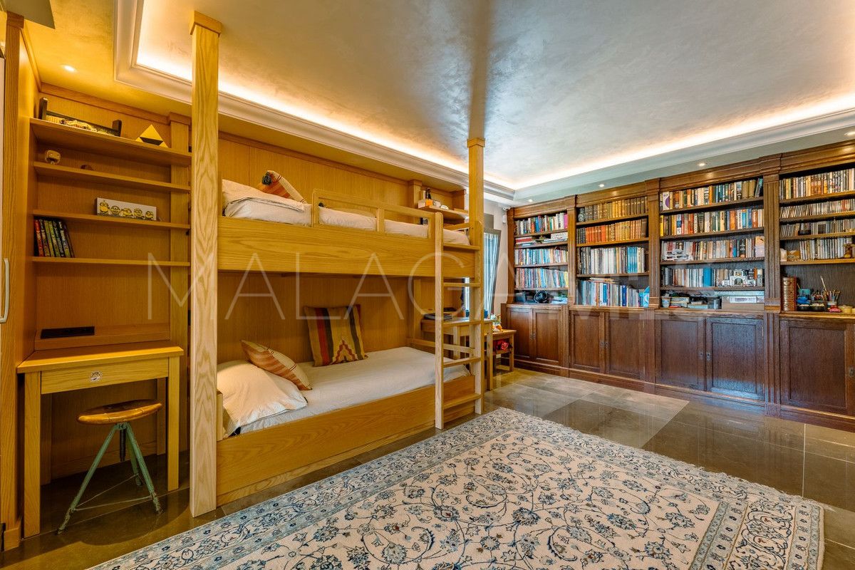 Villa for sale in San Pedro de Alcantara