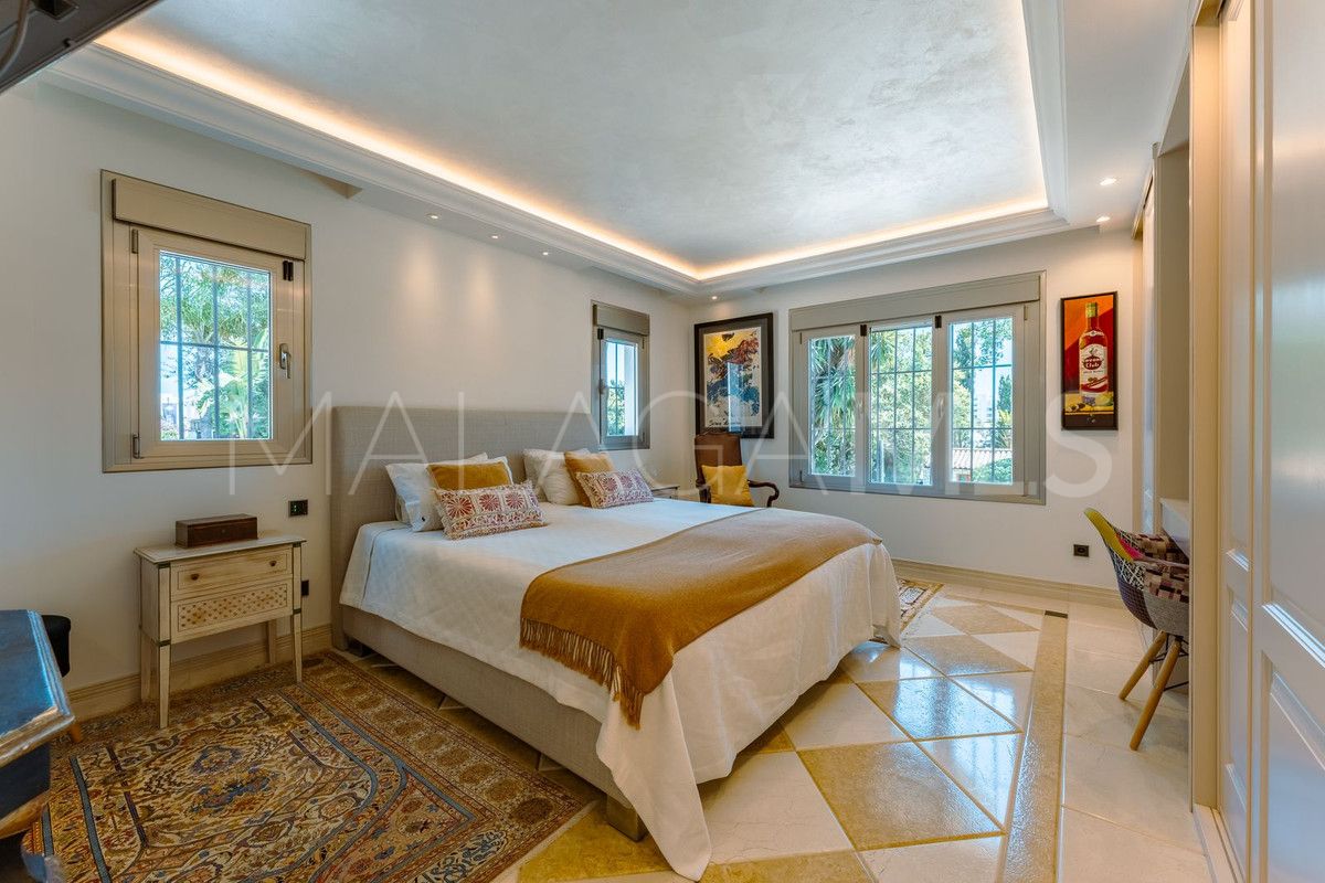 Villa for sale in San Pedro de Alcantara