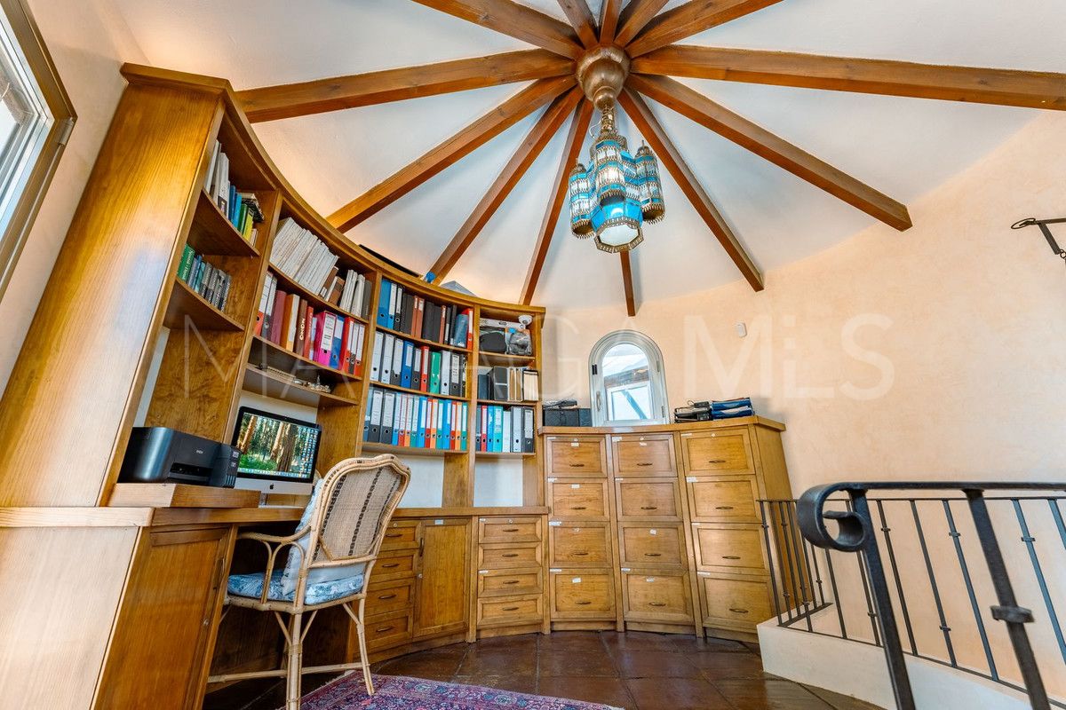 Villa for sale in San Pedro de Alcantara