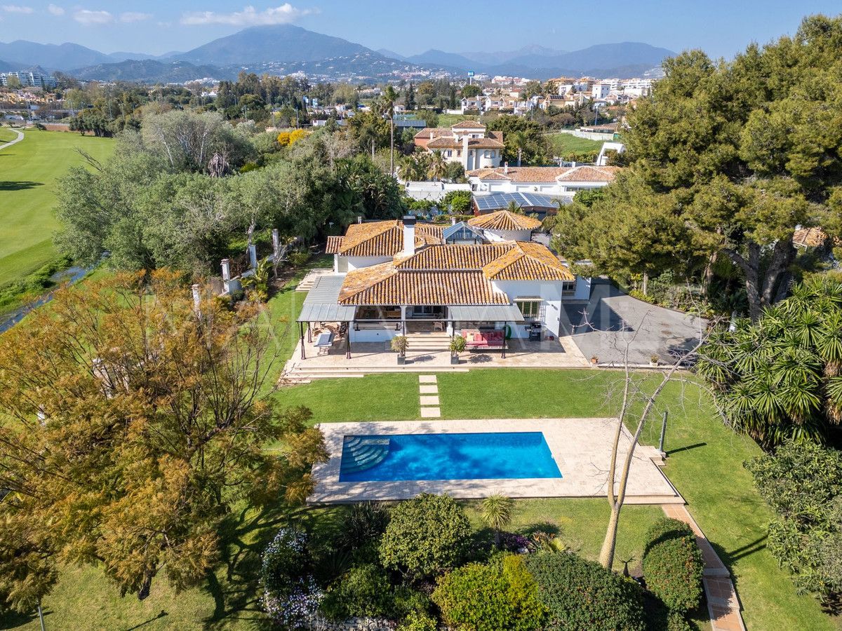Villa for sale in San Pedro de Alcantara