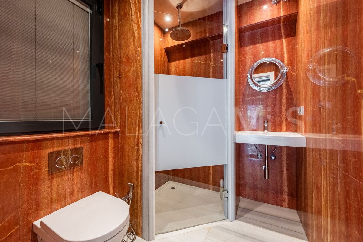 Villa for sale in San Pedro de Alcantara