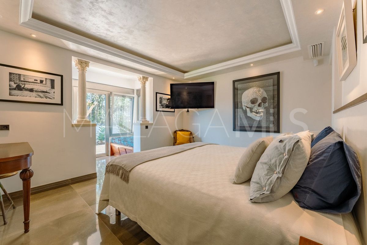 Villa for sale in San Pedro de Alcantara