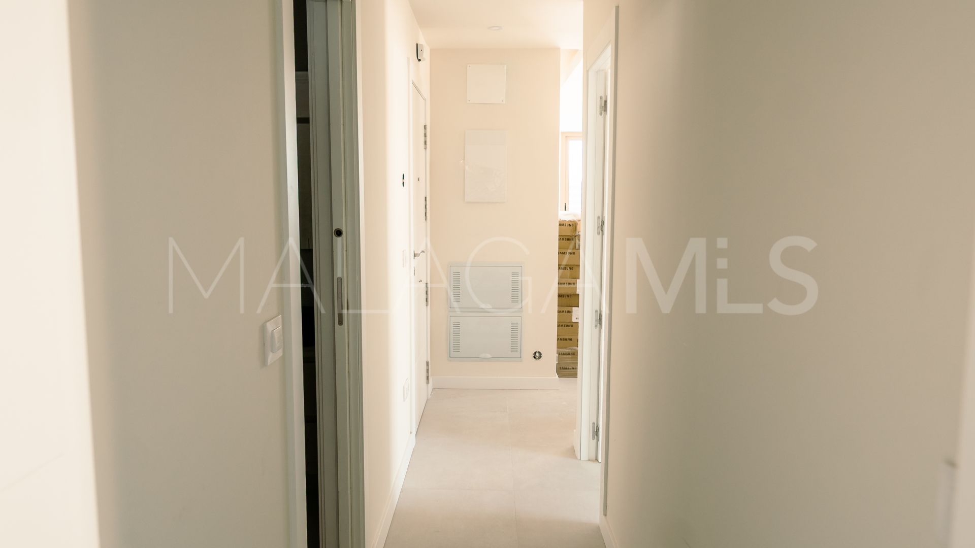 For sale duplex penthouse in Avda de Andalucia - Sierra de Estepona with 2 bedrooms