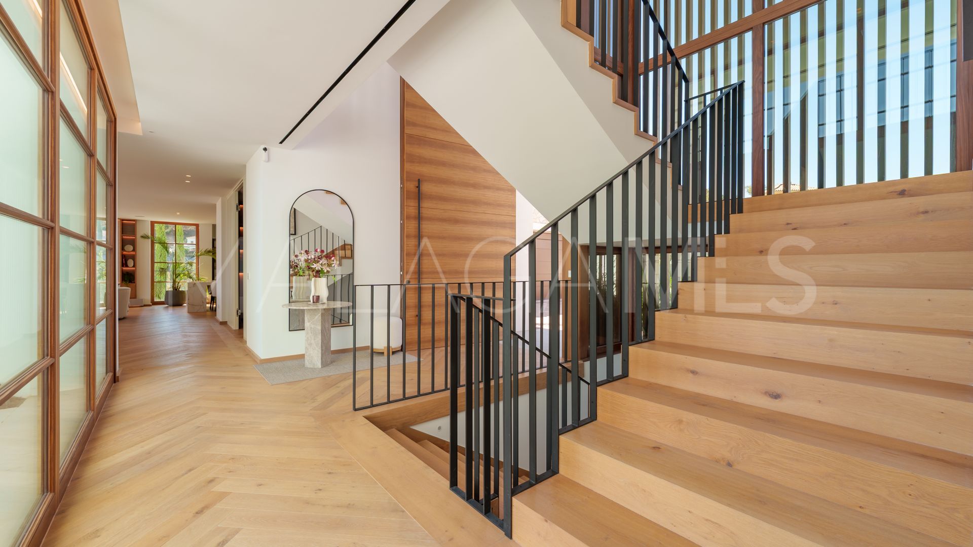 Villa a la venta in The Hills with 5 bedrooms