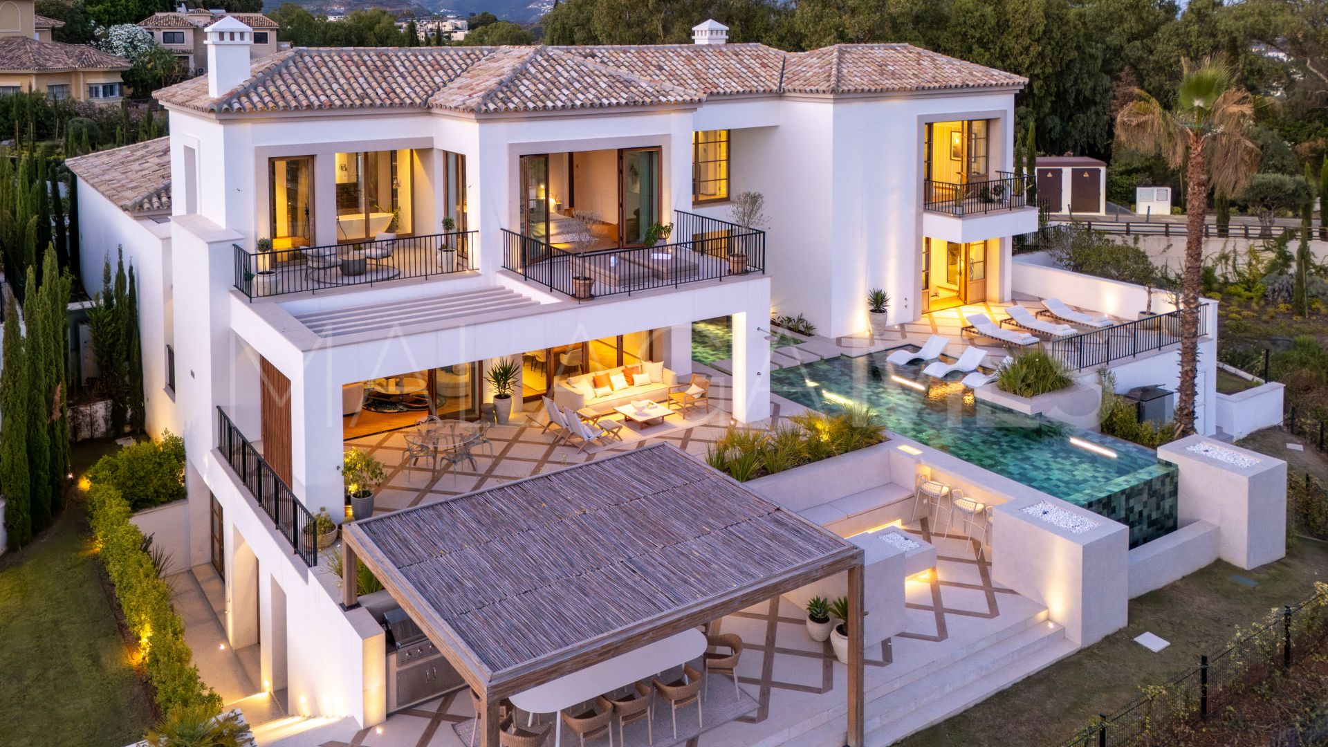 Villa a la venta in The Hills with 5 bedrooms