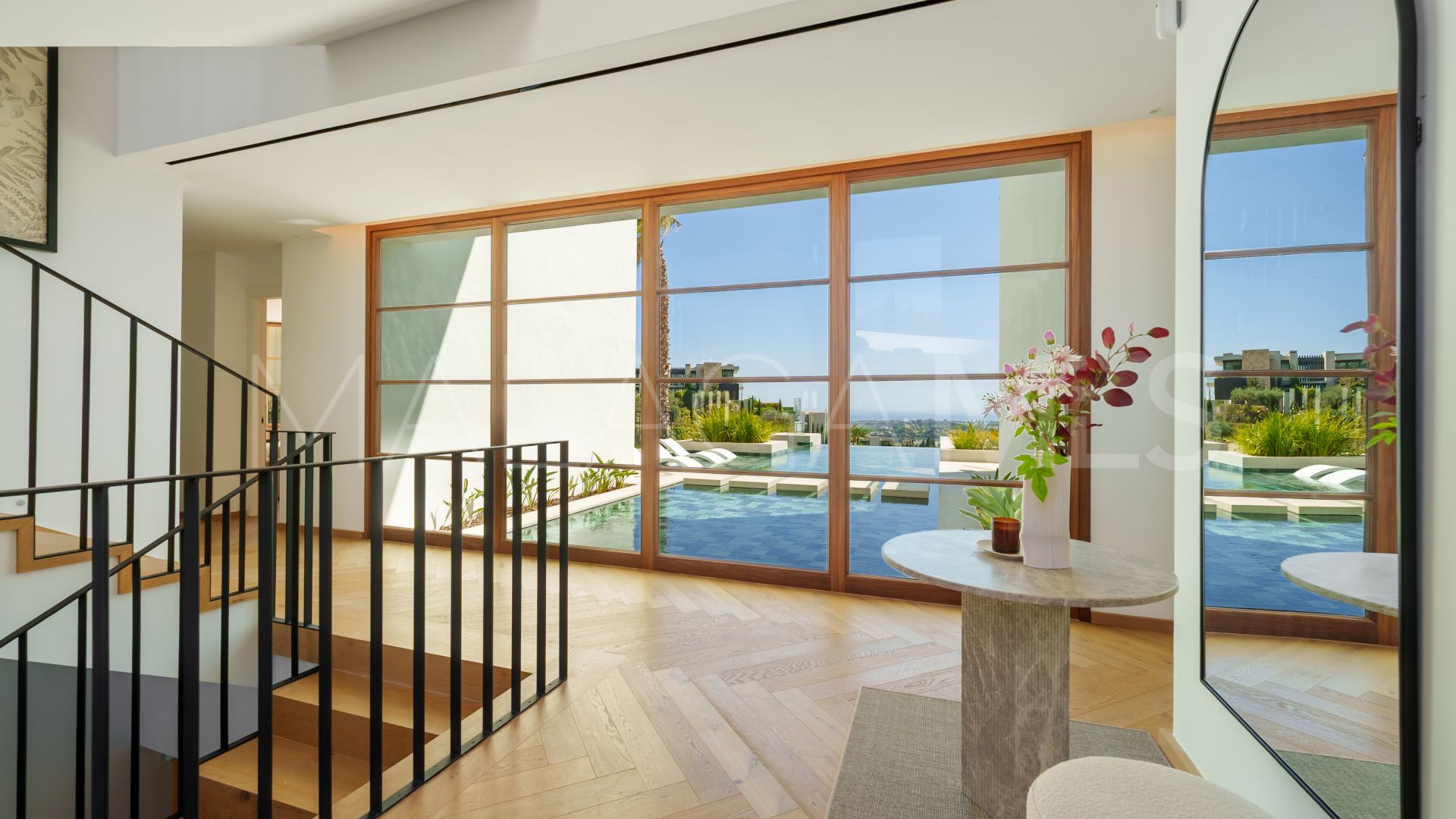 Villa a la venta in The Hills with 5 bedrooms