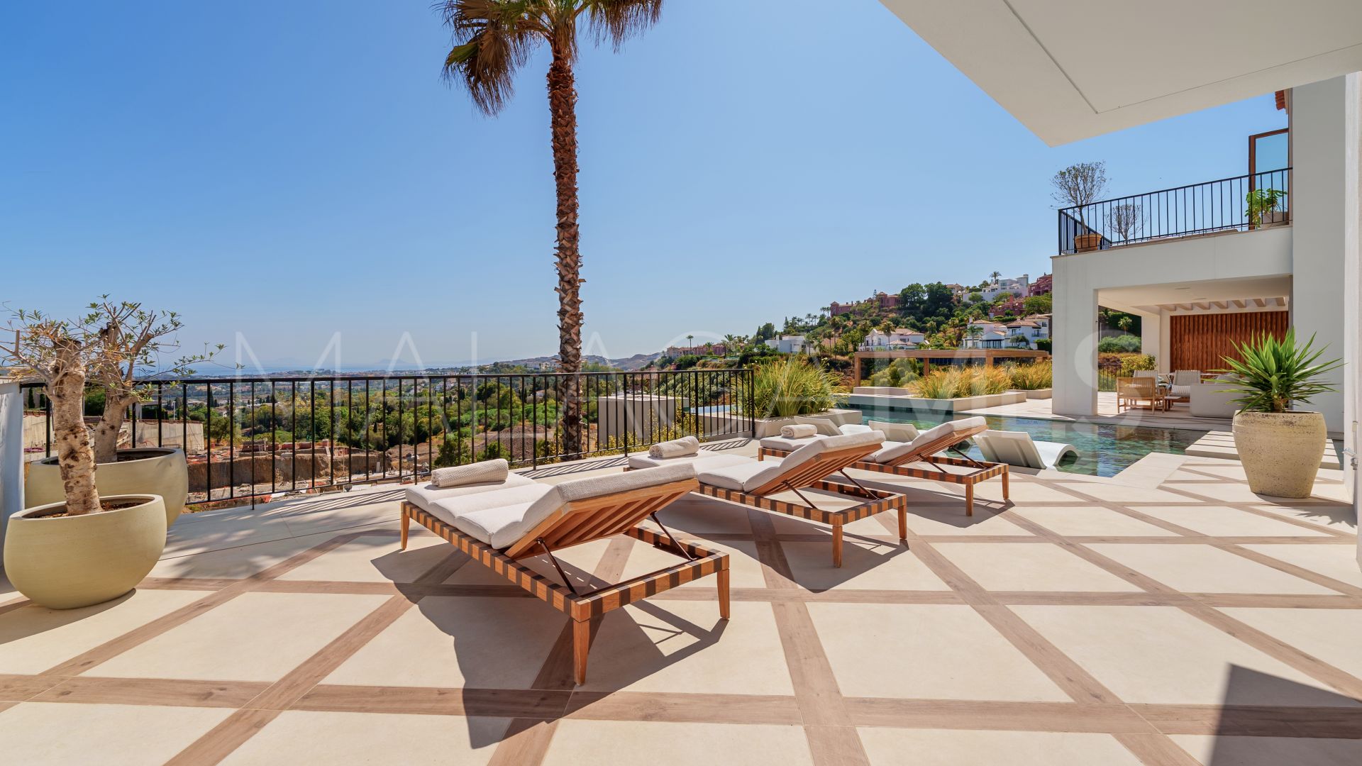 Villa a la venta in The Hills with 5 bedrooms