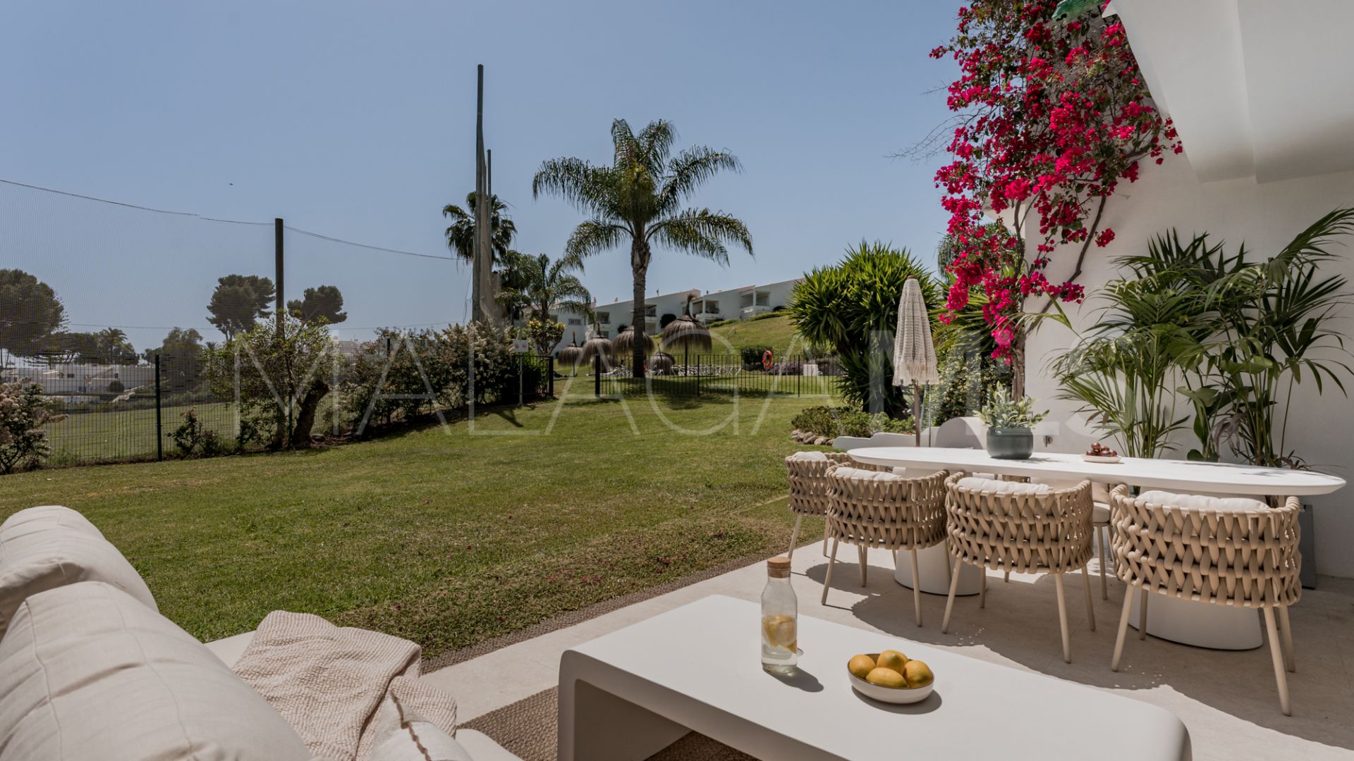 Apartamento planta baja for sale in Nueva Andalucia