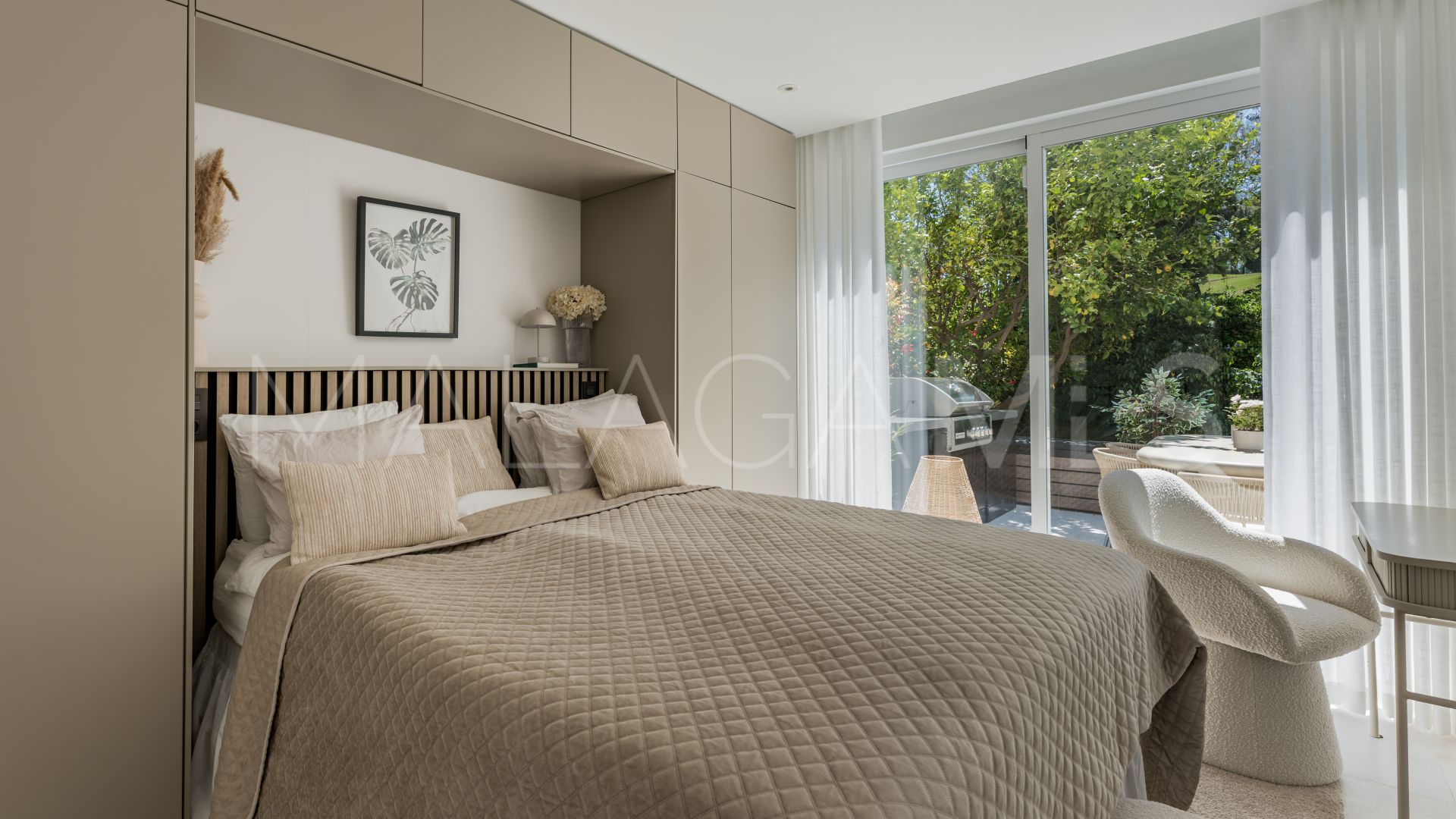 For sale La Quinta 3 bedrooms ground floor apartment