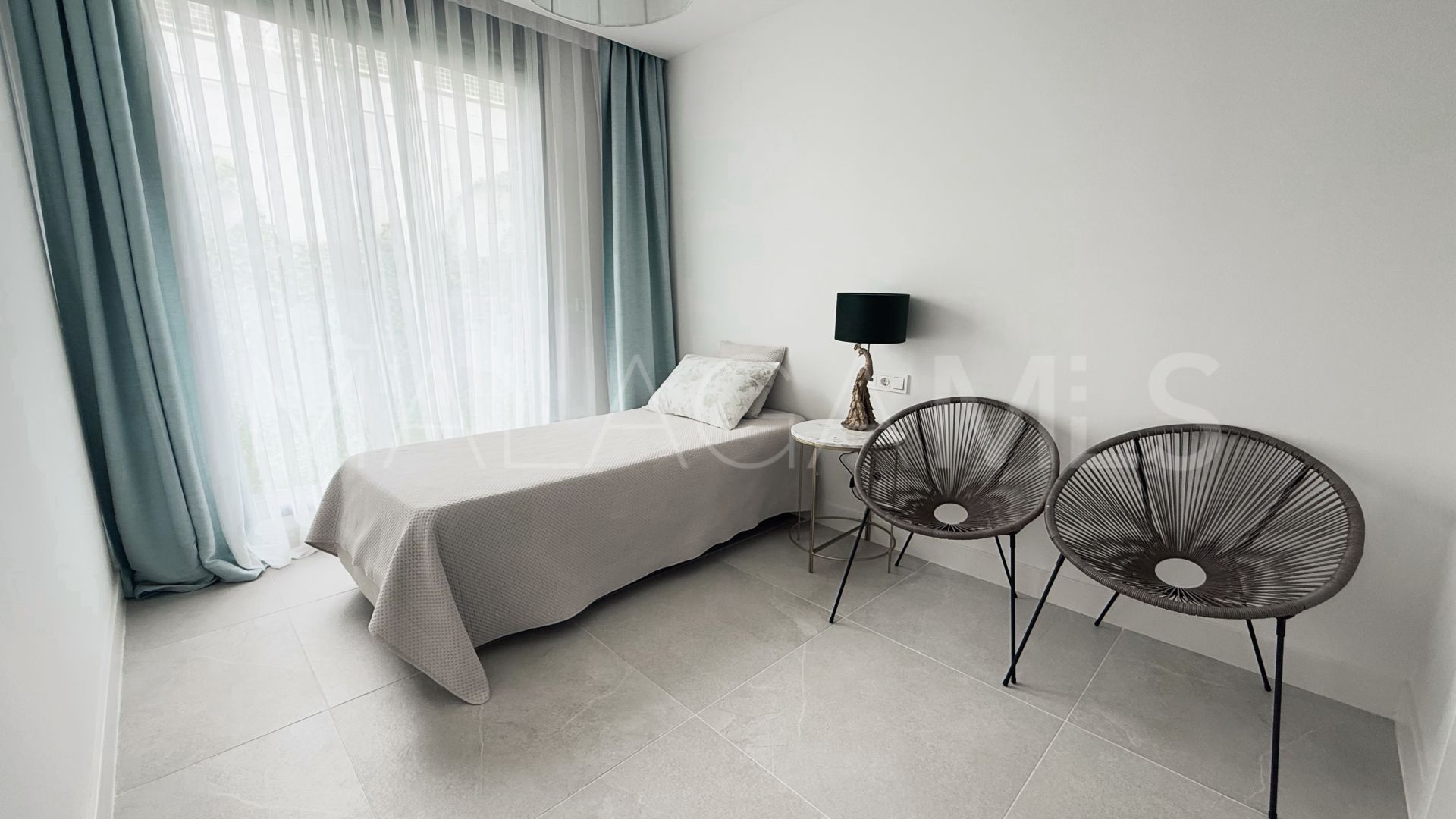 Buy duplex with 3 bedrooms in Artola