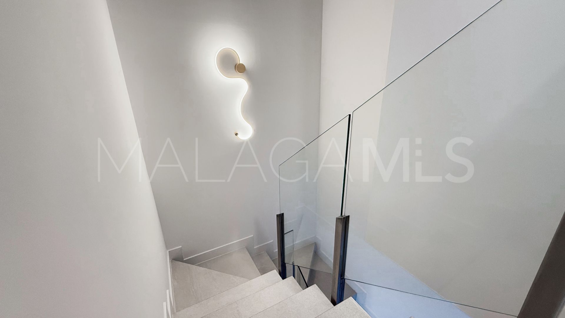 Buy duplex with 3 bedrooms in Artola