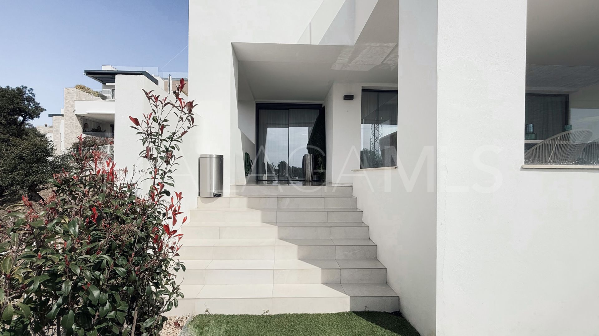 Buy duplex with 3 bedrooms in Artola