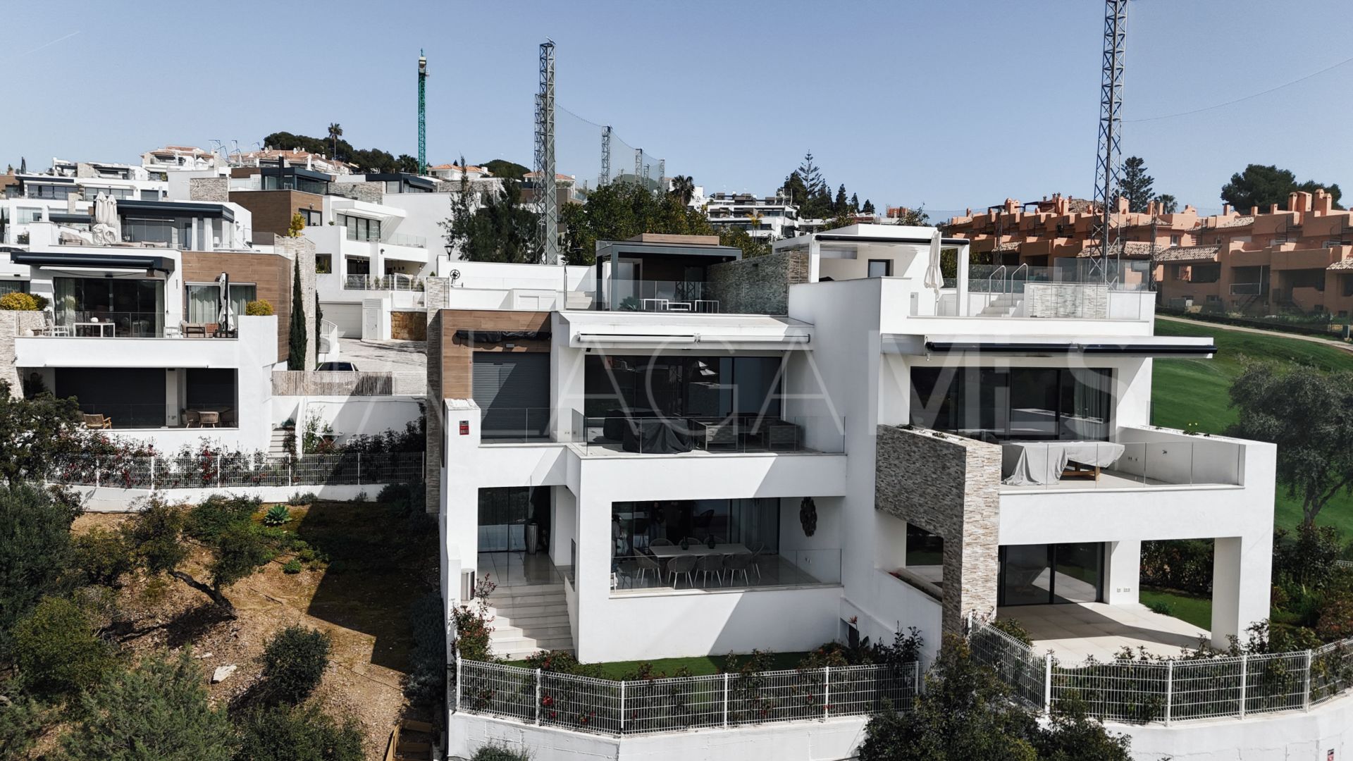 Buy duplex with 3 bedrooms in Artola