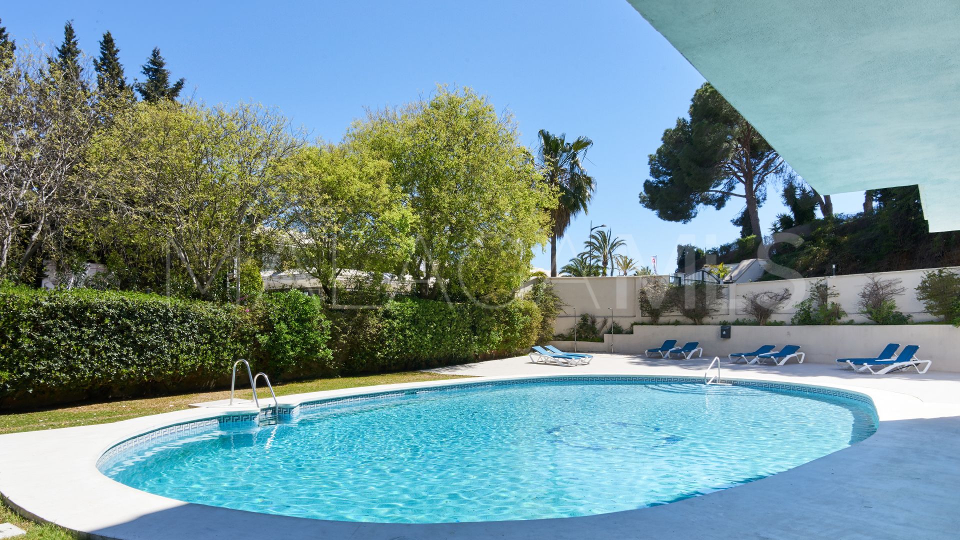 Apartamento for sale in Nueva Andalucia
