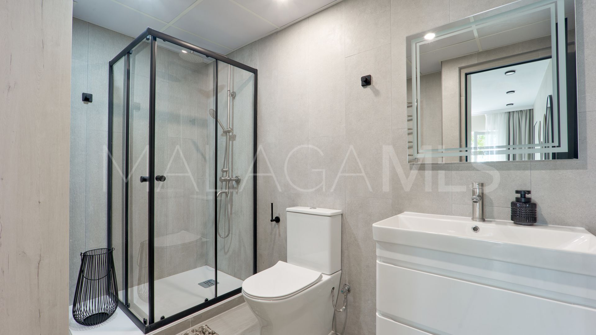 Apartamento for sale in Nueva Andalucia