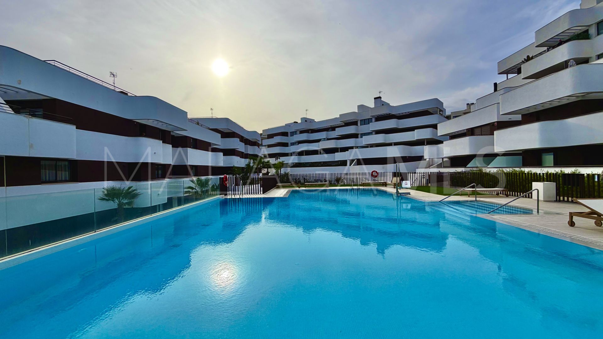 Ground floor apartment with 2 bedrooms for sale in Estepona Town