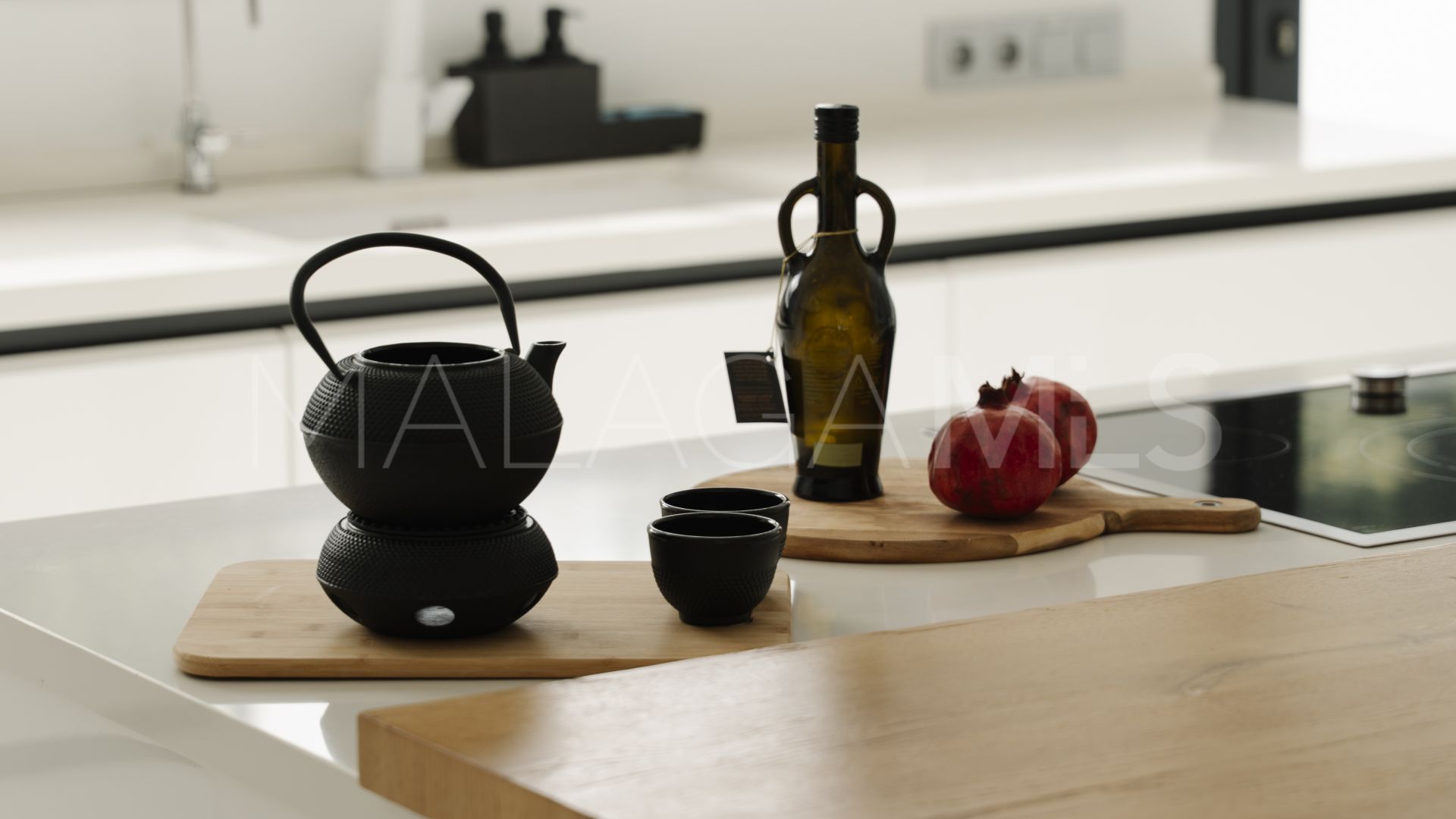 Villa for sale in Nueva Andalucia