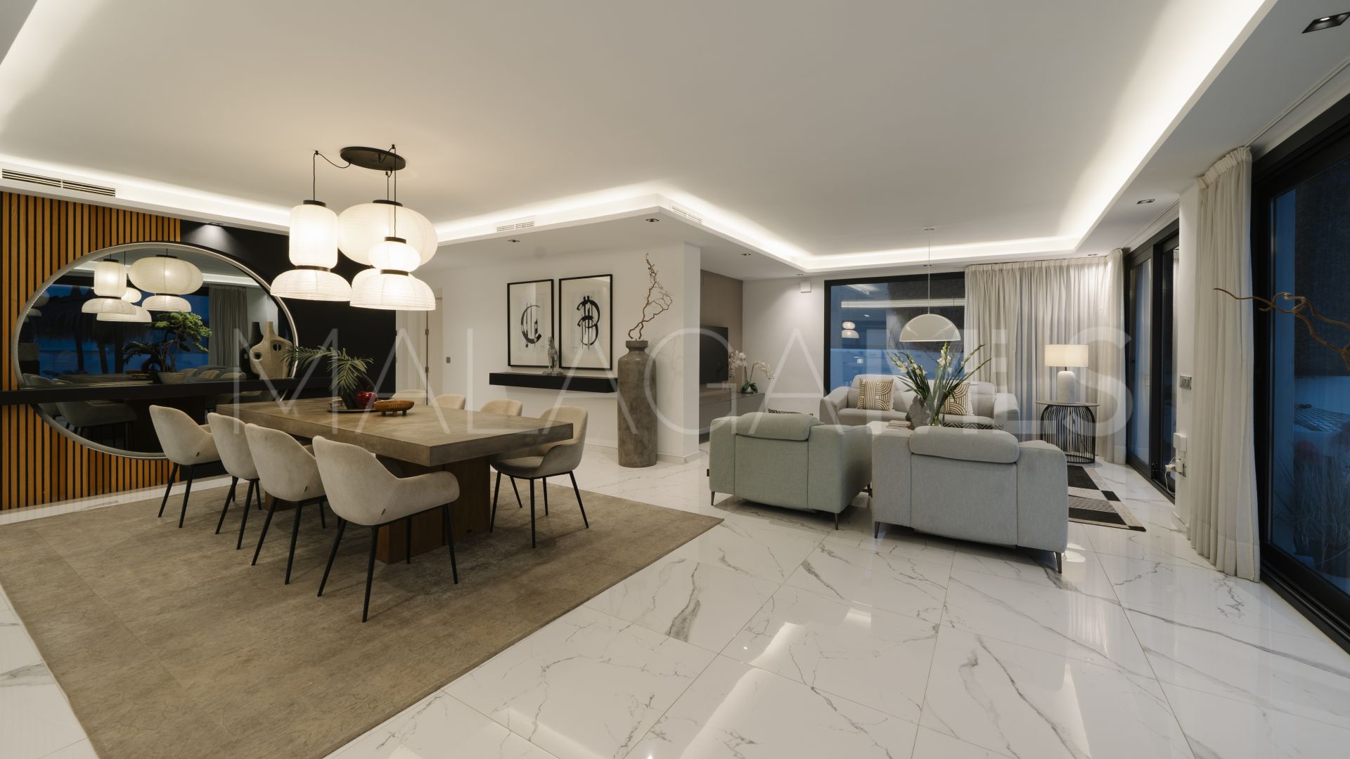 Villa for sale in Nueva Andalucia