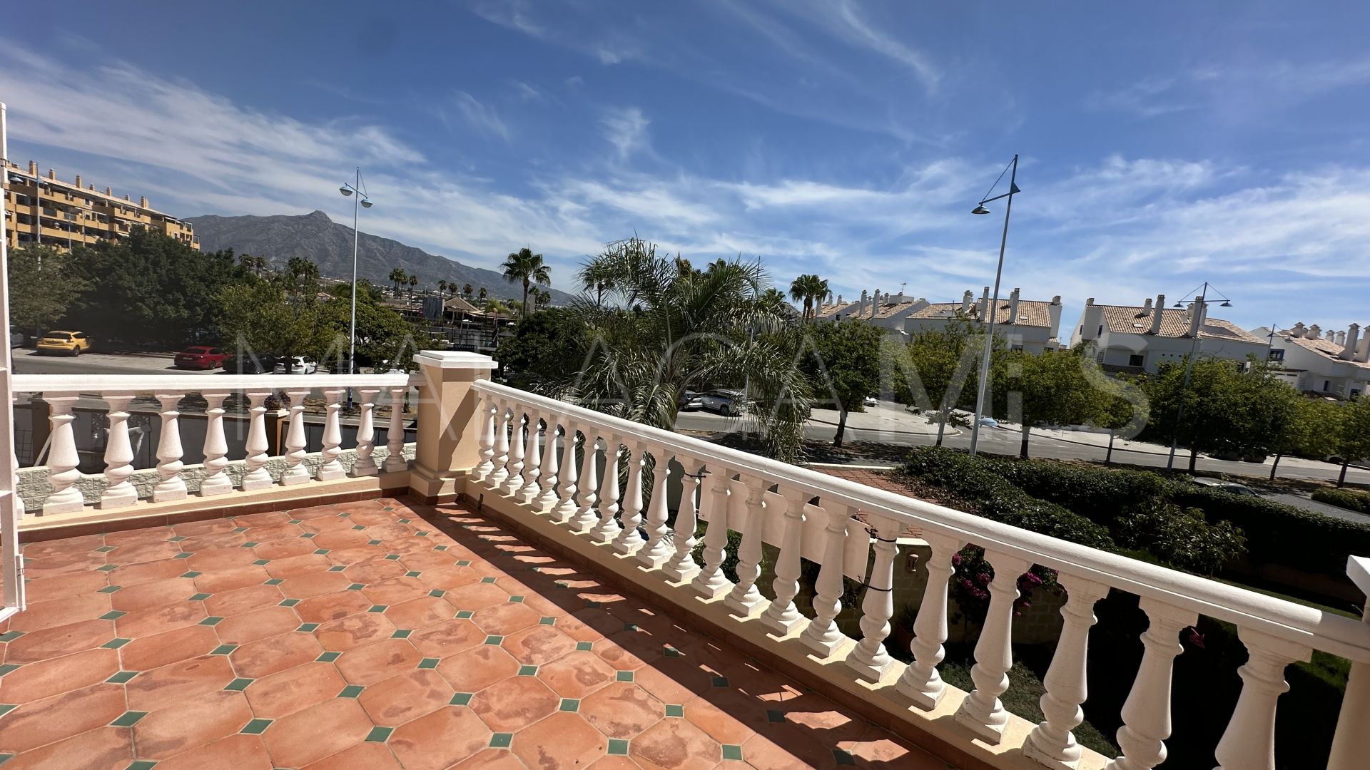 Adosado a la venta in San Pedro Playa with 3 bedrooms