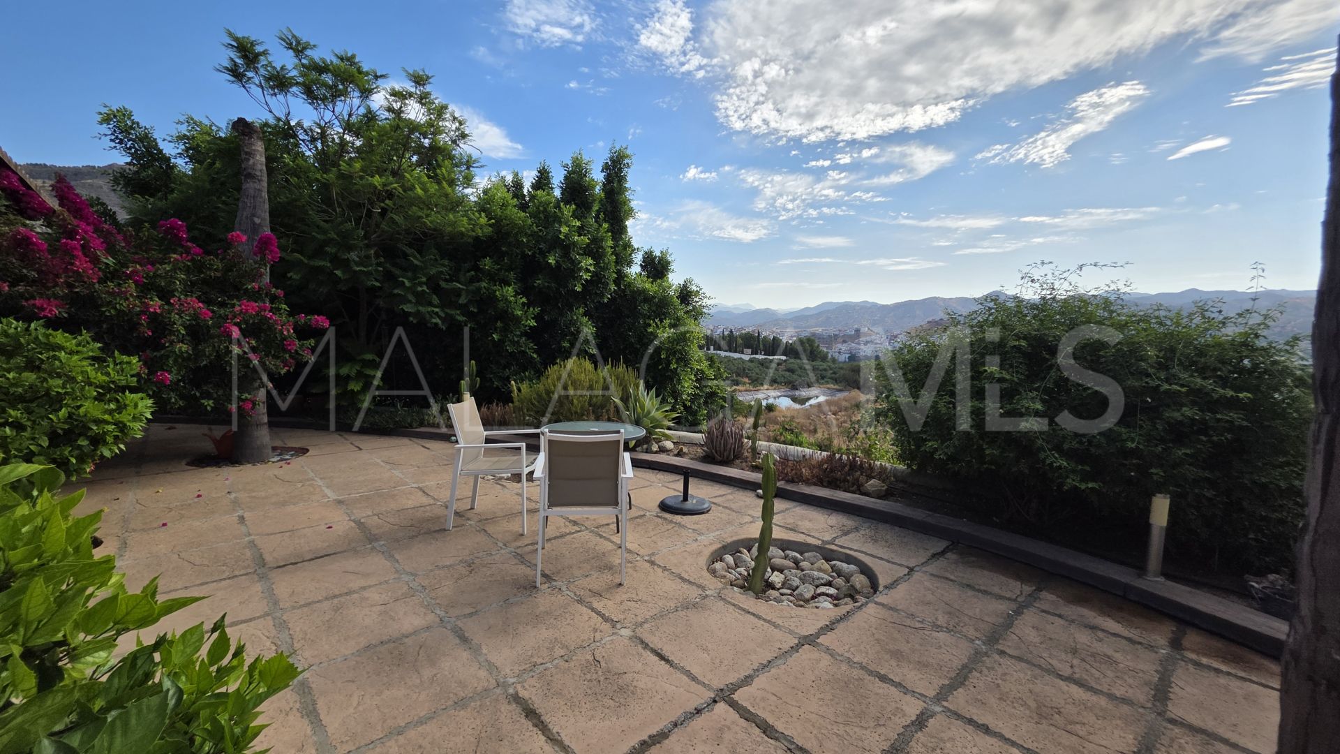 Casa de campo for sale in Alora