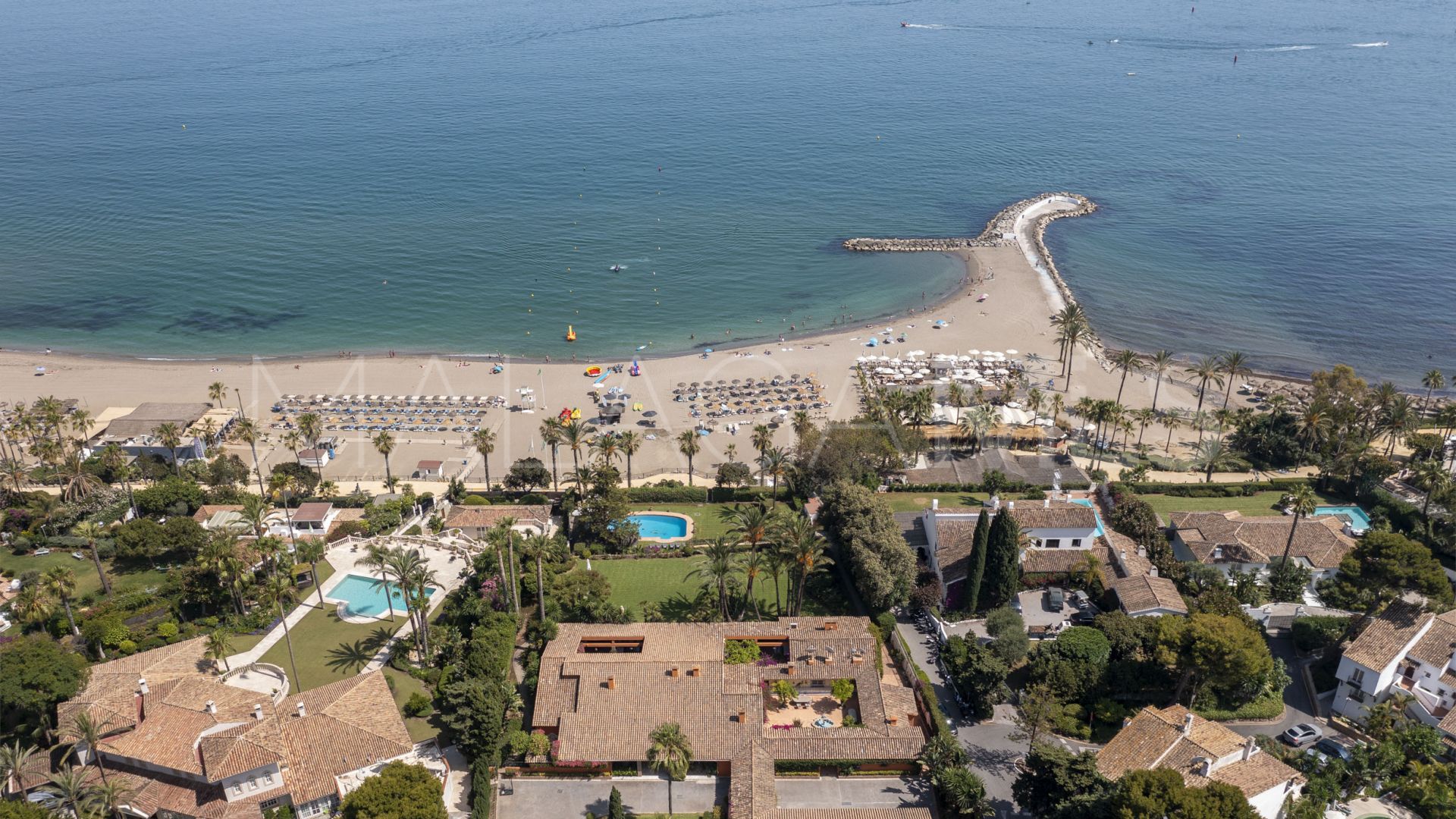 Duplex penthouse for sale in Puente Romano