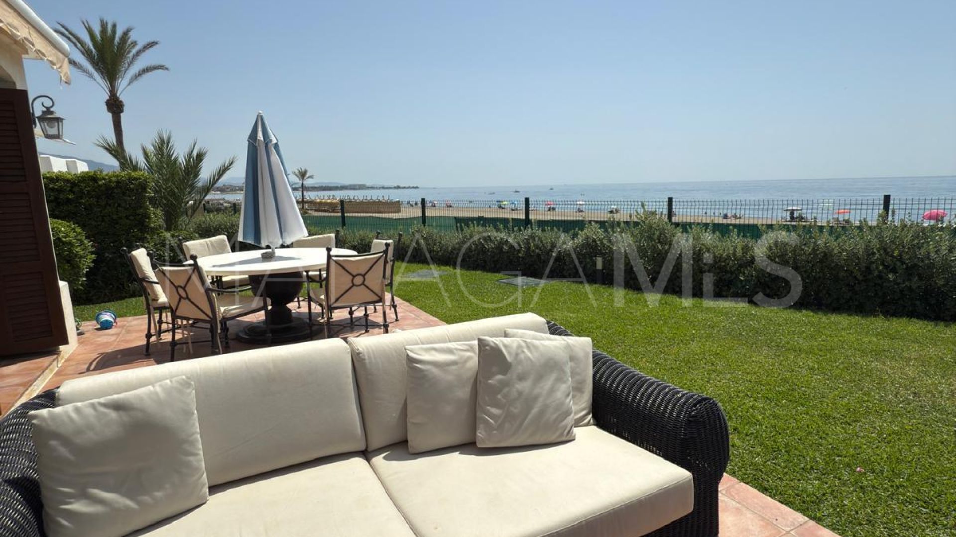 Maison jumelée for sale in Estepona