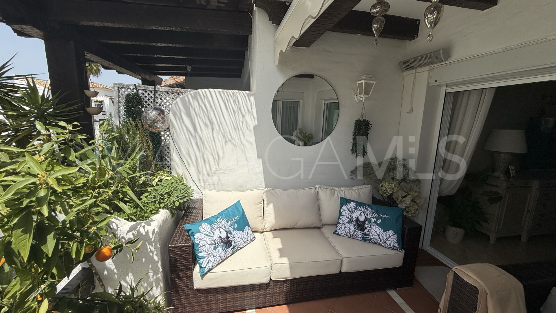 Se vende Ático with 2 bedrooms in Costalita