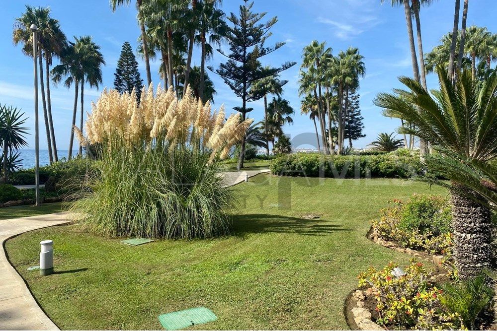 Markplanslägenhet for sale in Puente Romano