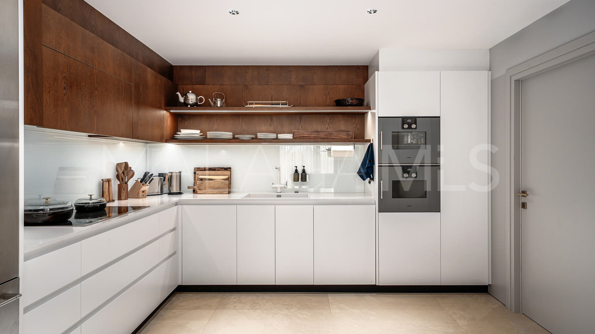 Se vende villa in La Mairena de 6 bedrooms